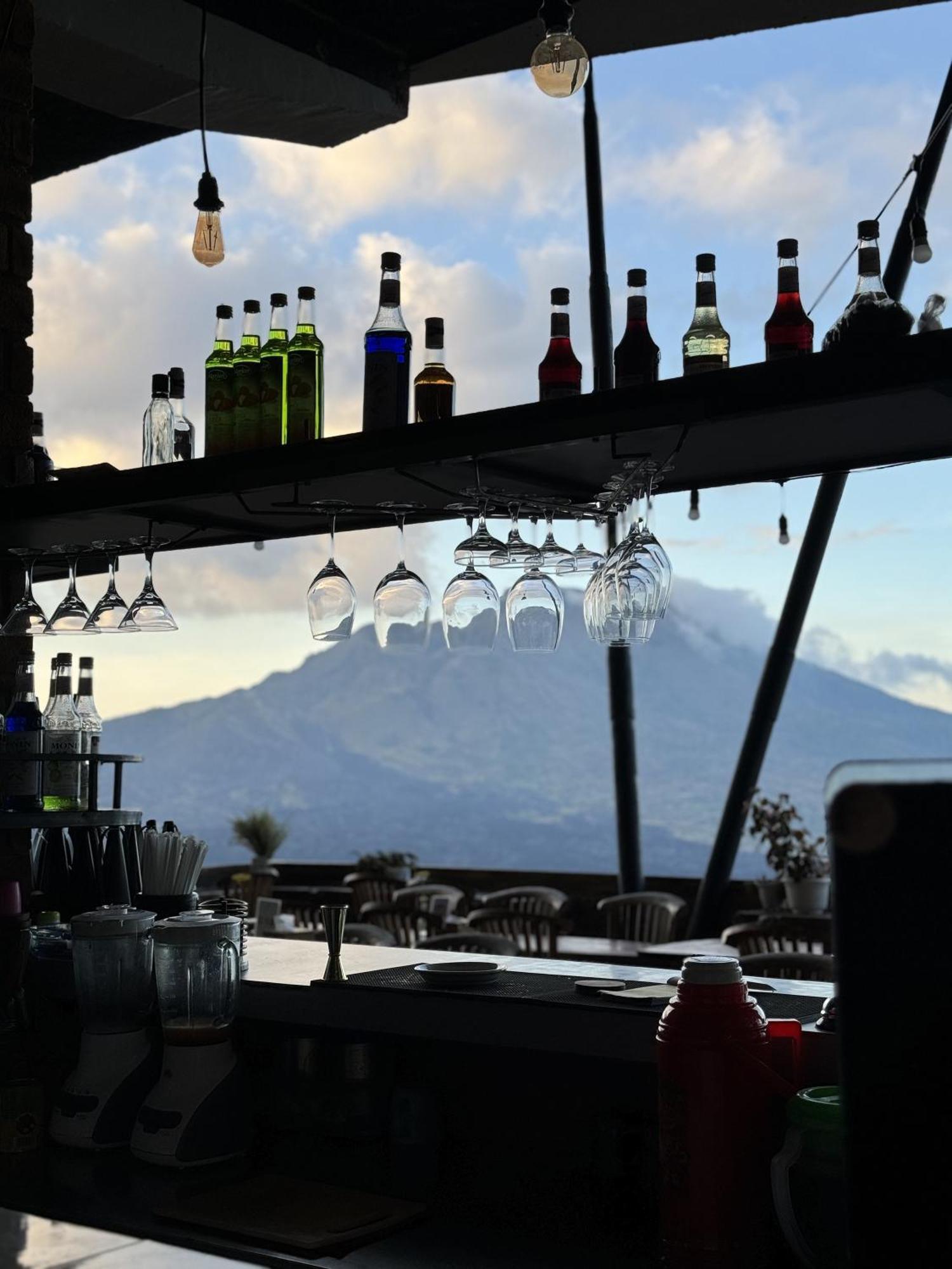 Caldera Hotel & Restaurant 킨타마니 외부 사진
