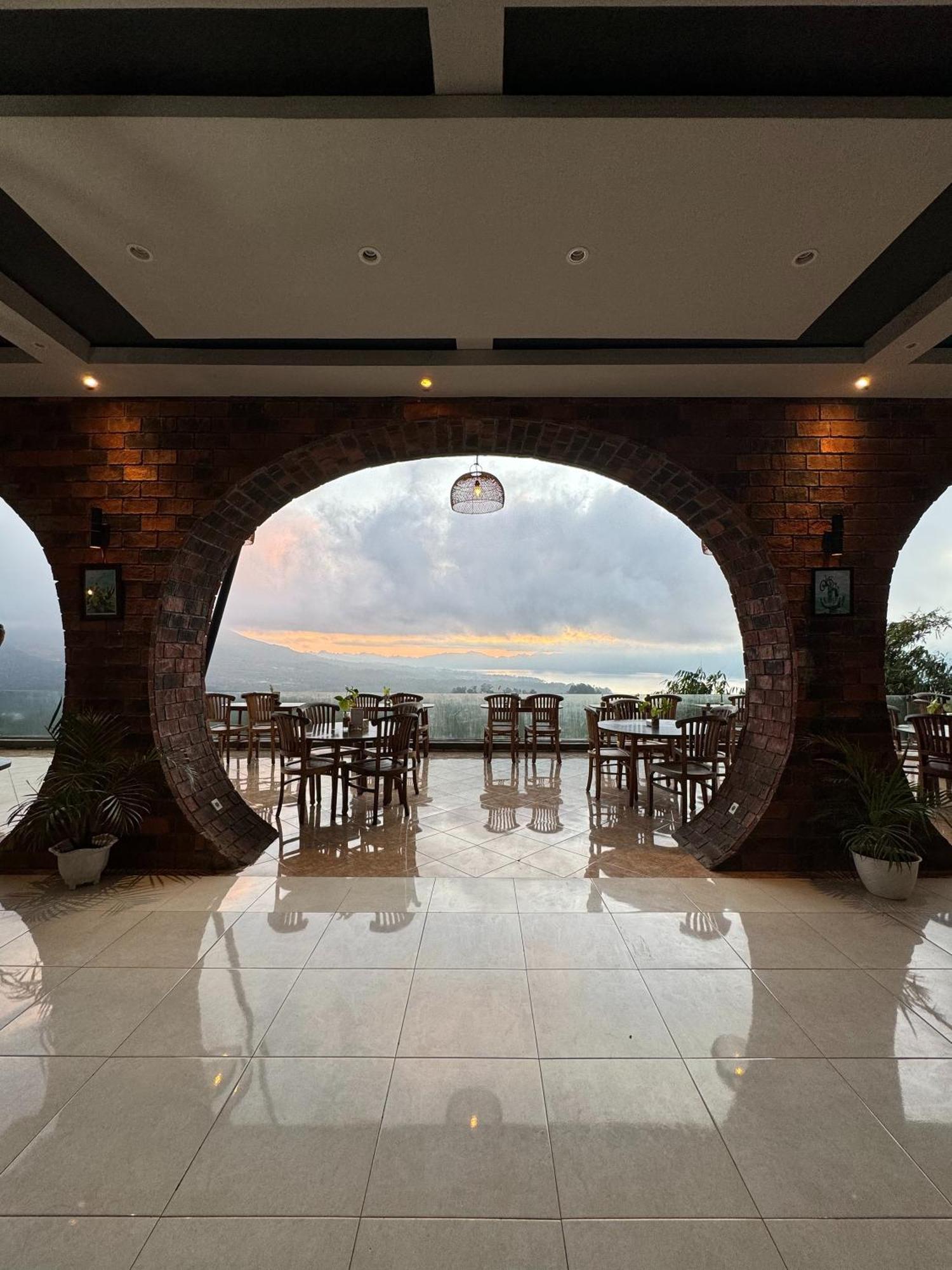 Caldera Hotel & Restaurant 킨타마니 외부 사진